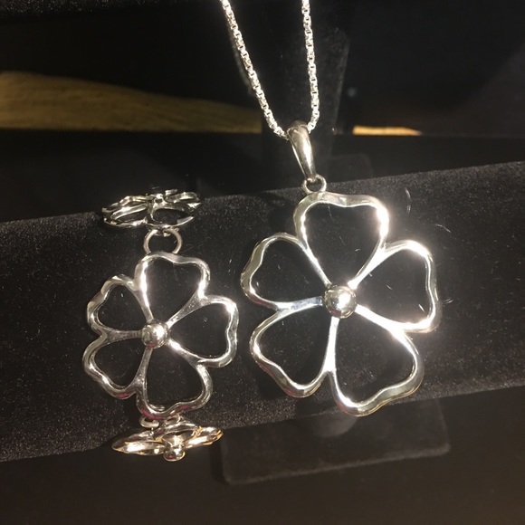 Jewelry - FLOWER POWER JEWELRY SET 🌺